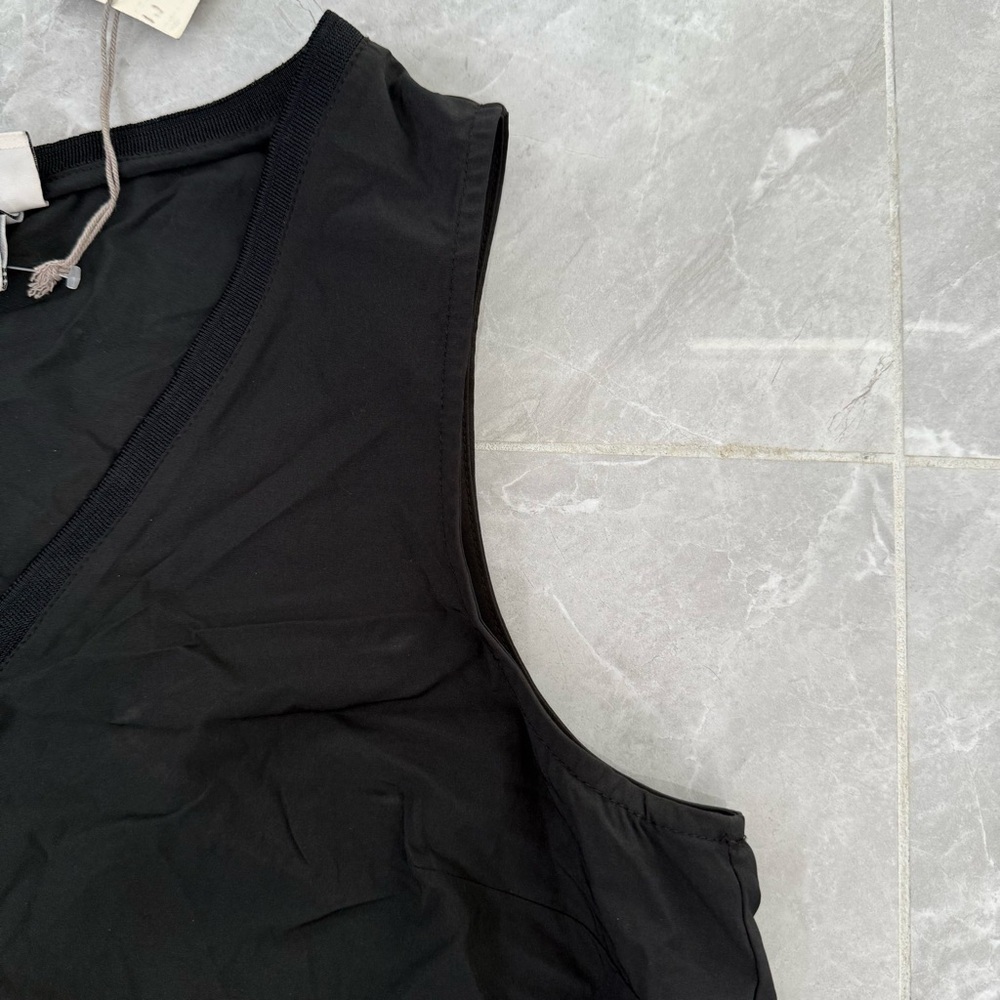 Women’s A New Day Black Basic V-Neck Tank Top Size Medium - Picture 4 of 14